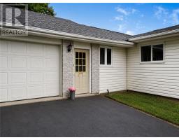 6294 King Street, Mindemoya, ON P0P1S0 Photo 10