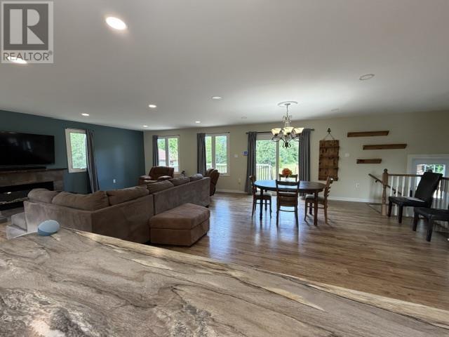 1049 Allen Side RD - 9