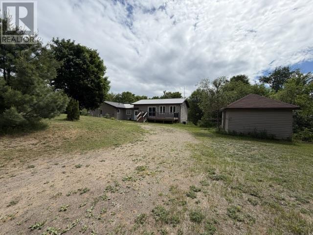 1049 Allen Side RD - 40