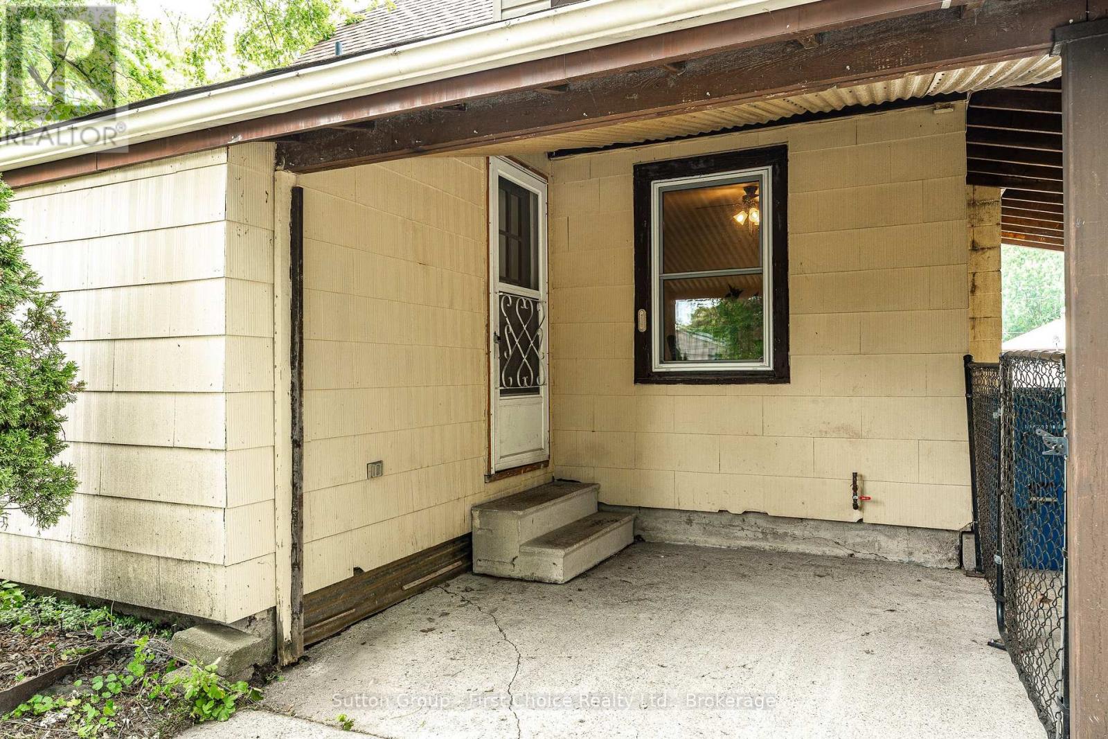 97 BRYDGES STREET - 32