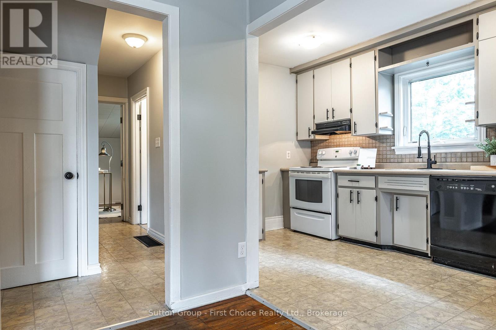 97 BRYDGES STREET - 9