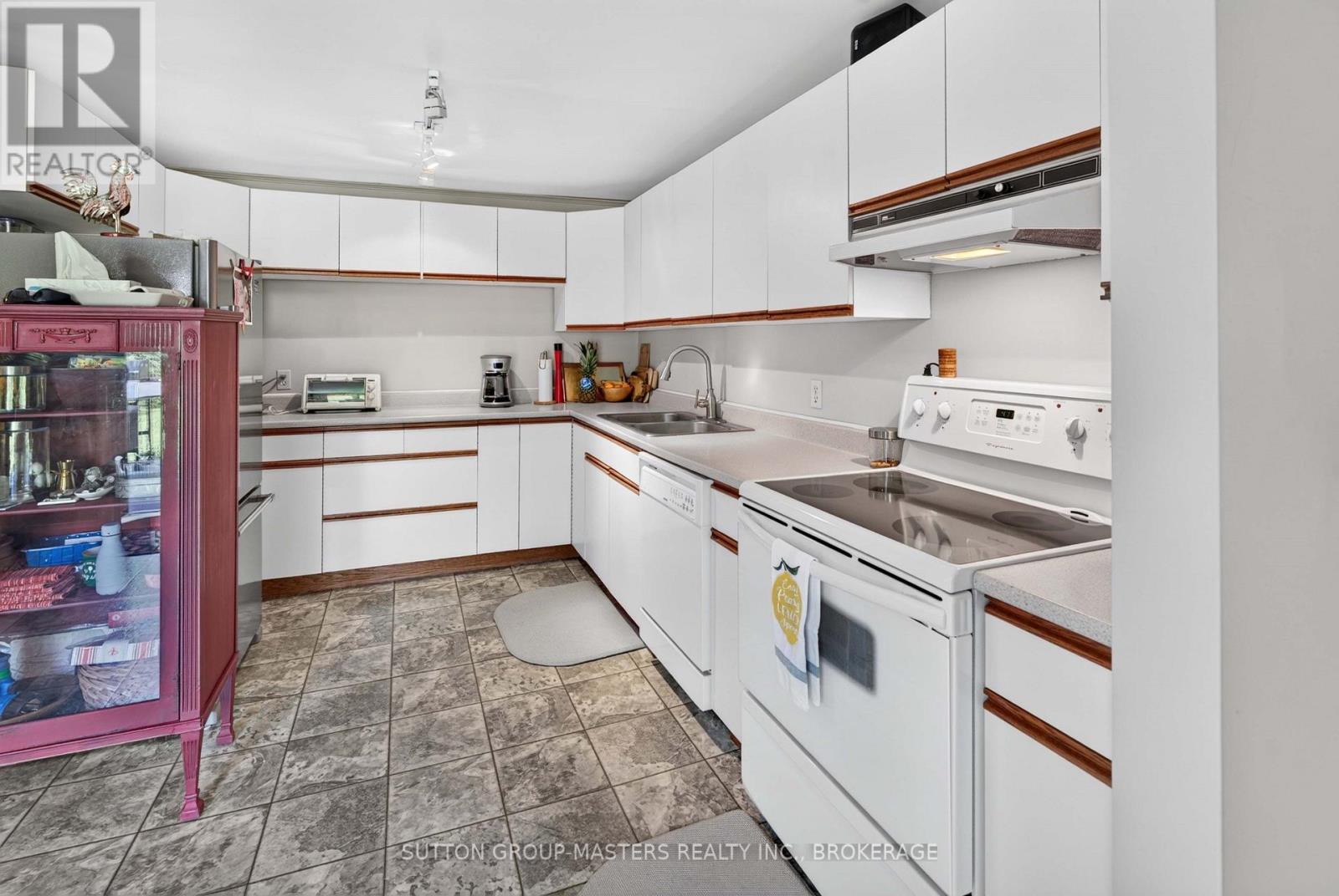 1687 HARTEN LANE - 20