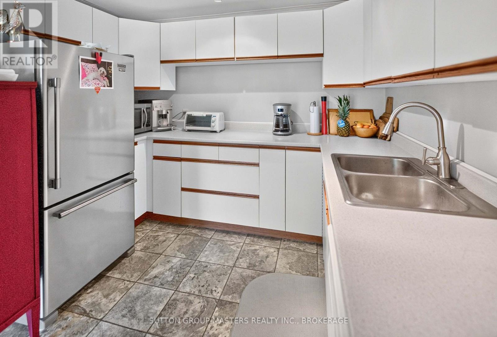 1687 HARTEN LANE - 21