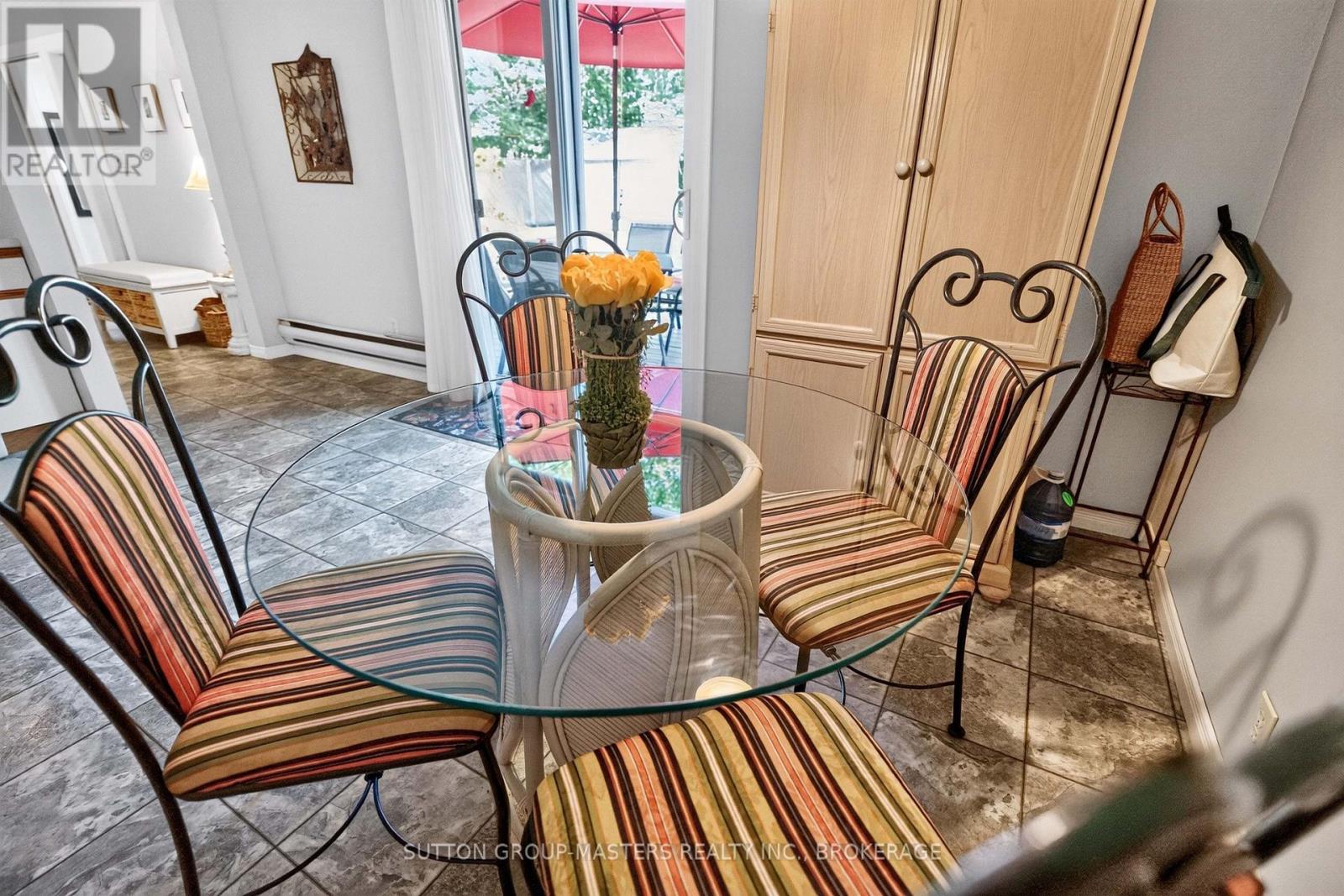 1687 HARTEN LANE - 25