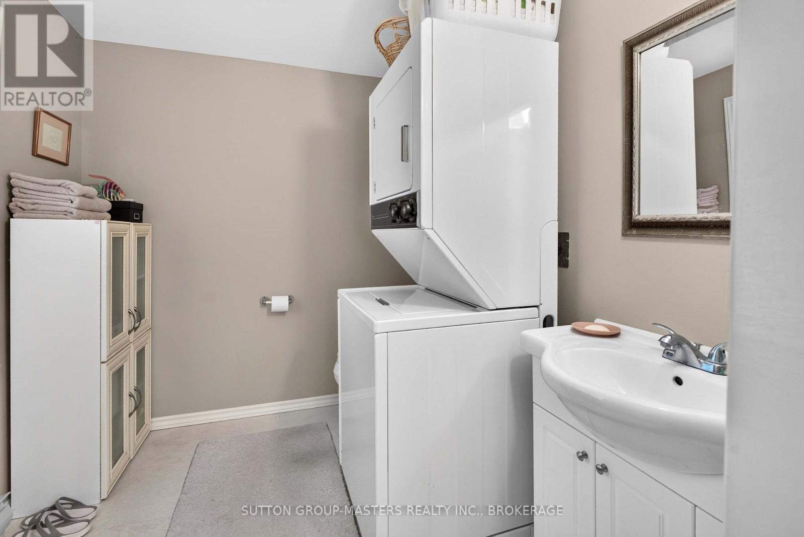 1687 HARTEN LANE - 28