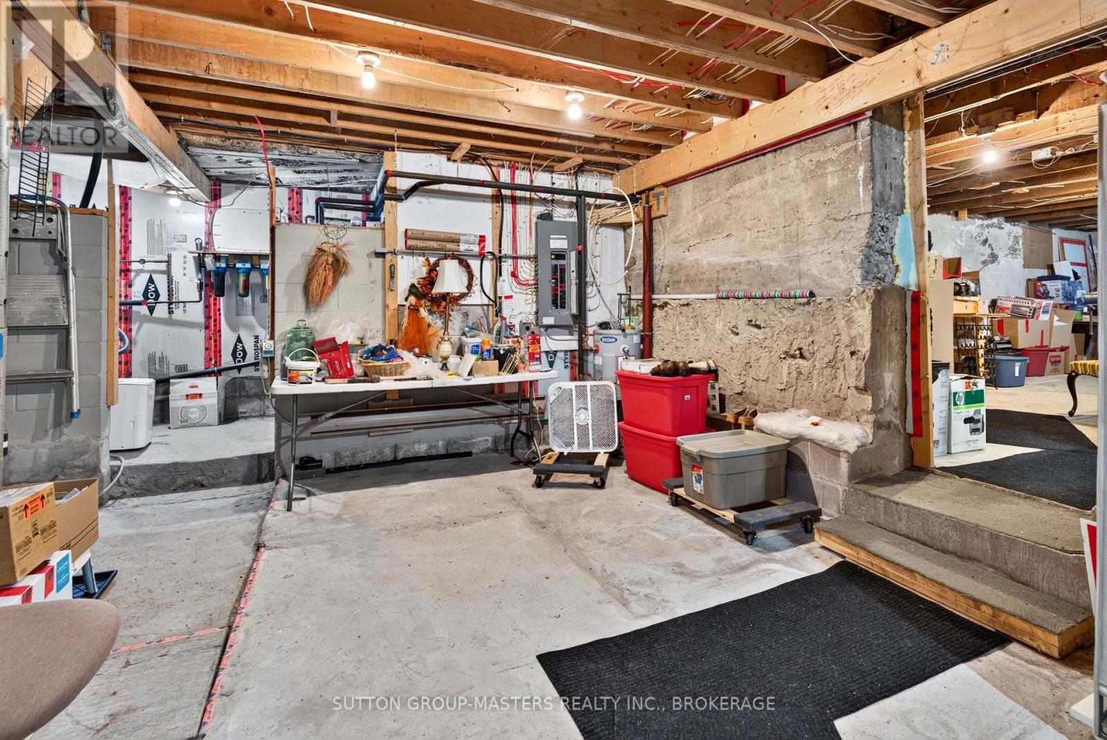 1687 HARTEN LANE - 35