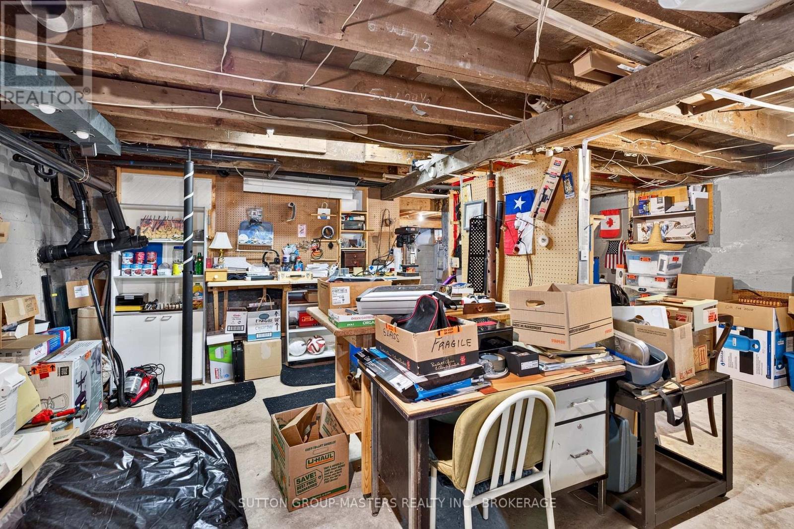 1687 HARTEN LANE - 36