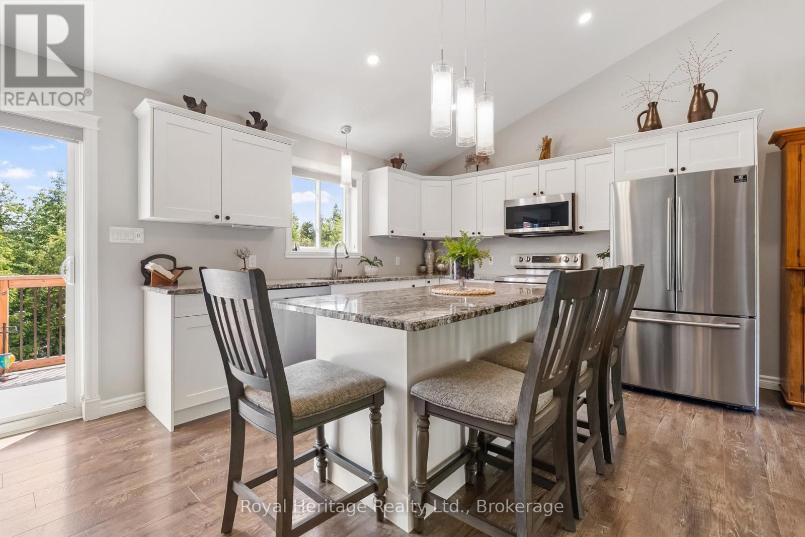 38 CLIFFORD DRIVE - 12
