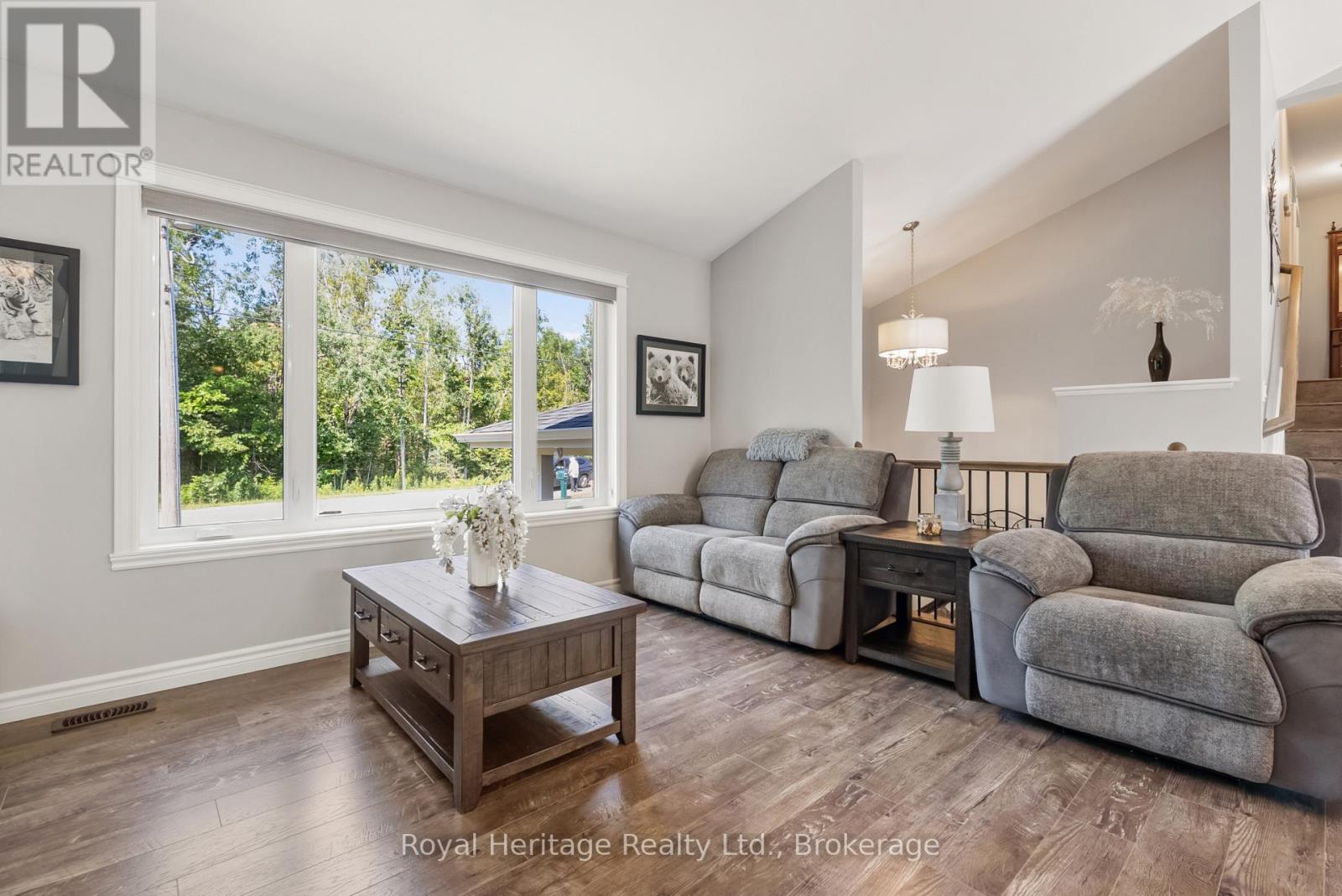 38 CLIFFORD DRIVE - 15