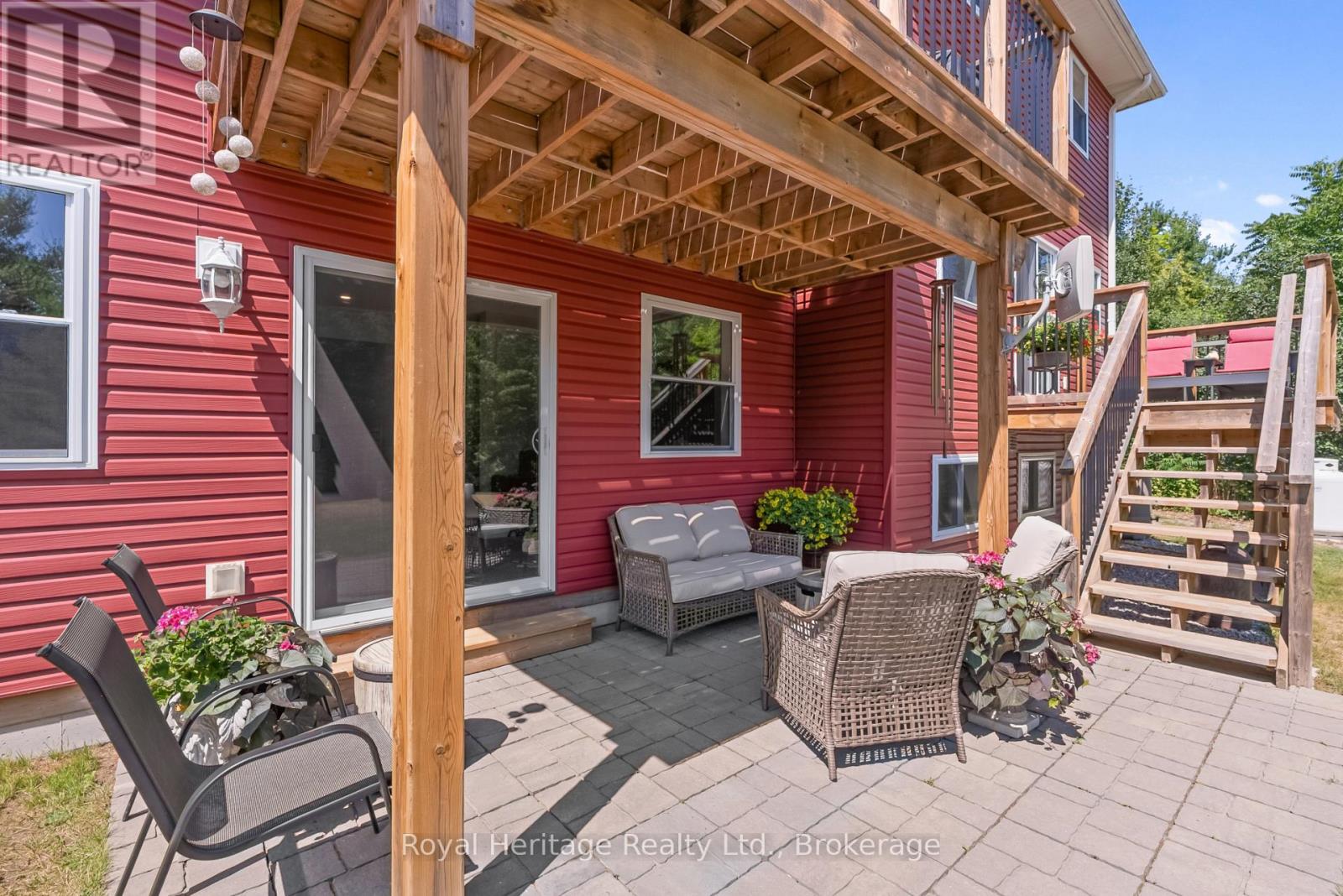 38 CLIFFORD DRIVE - 30