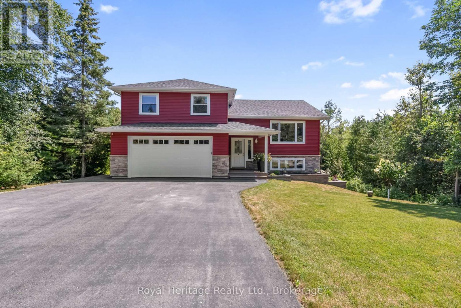38 CLIFFORD DRIVE - 36