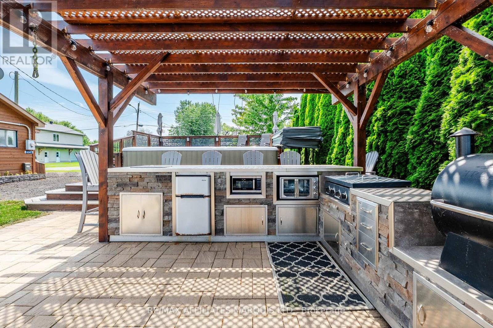 6247 167TH AVENUE - 19