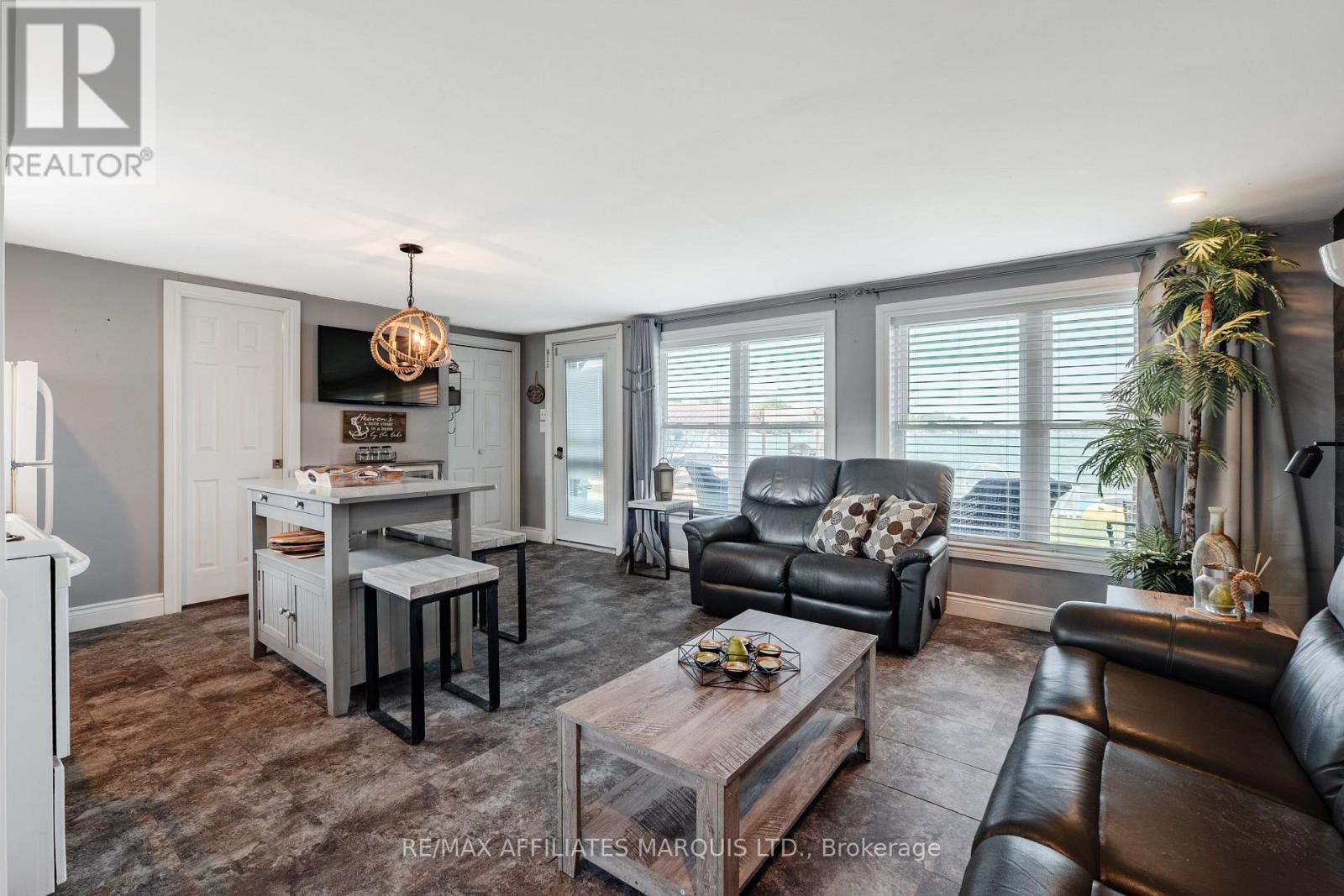 6247 167TH AVENUE - 38