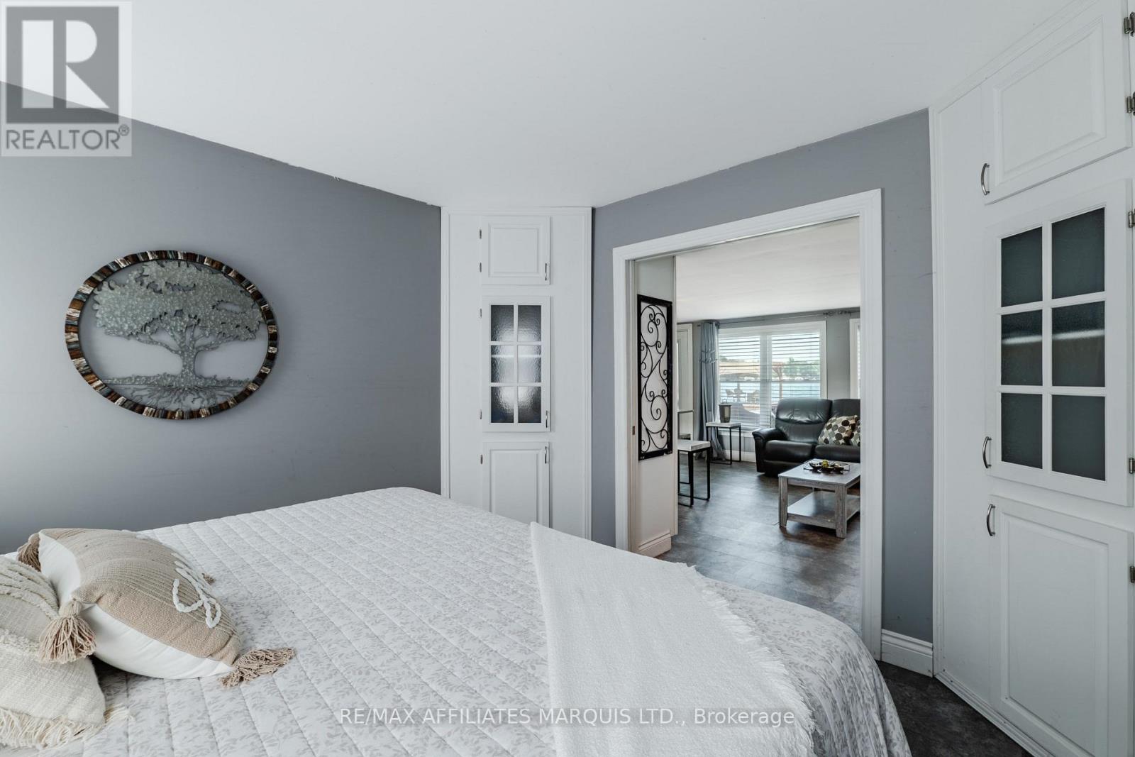 6247 167TH AVENUE - 42