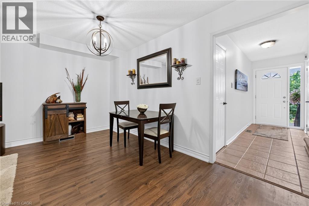 3 BEVERLY Lane - 15