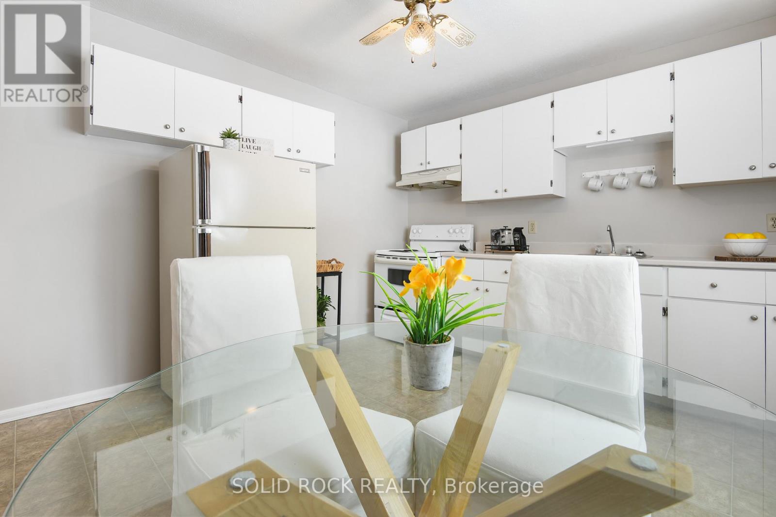 54 / 56 WILLIAM STREET W - 9