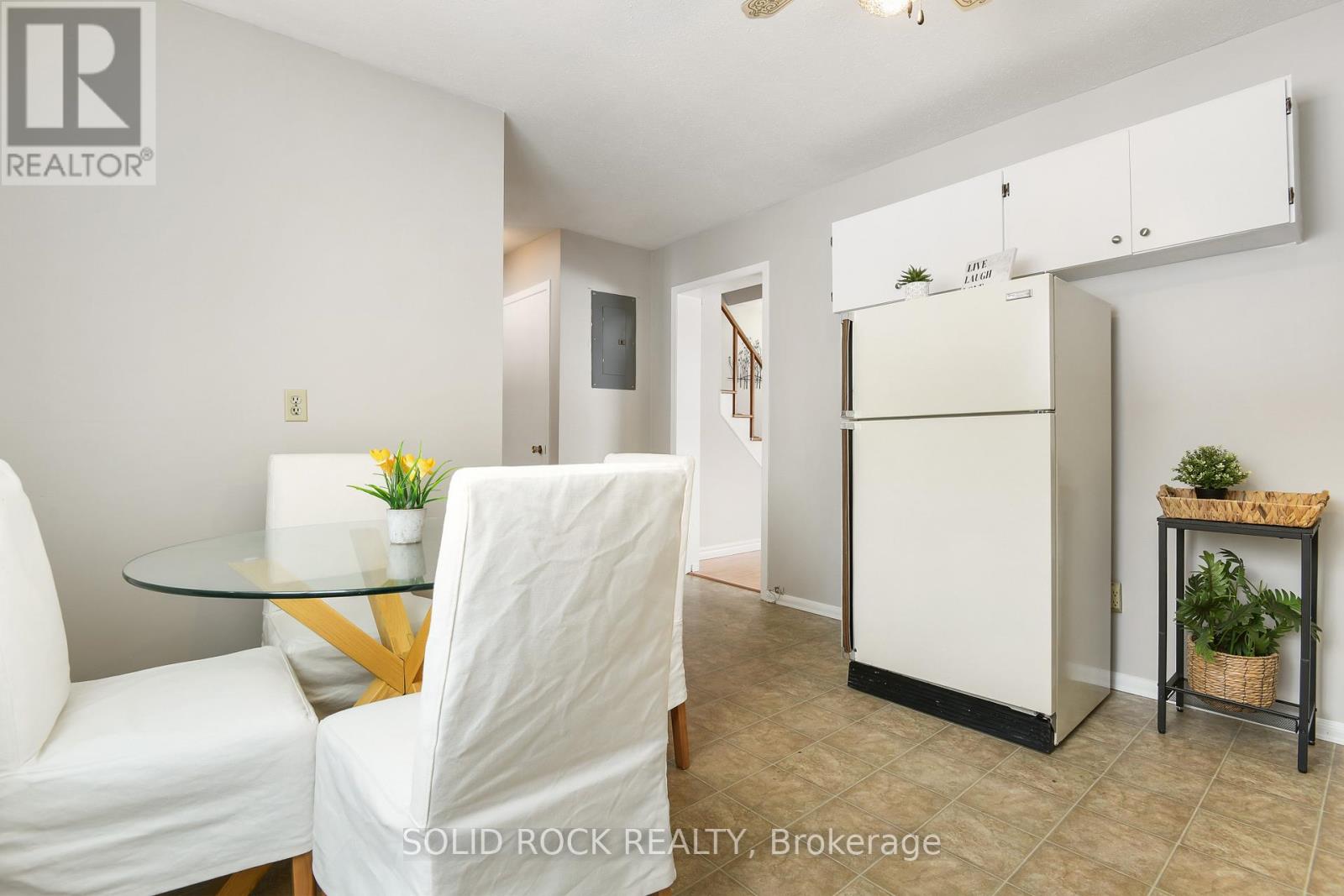 54 / 56 WILLIAM STREET W - 10