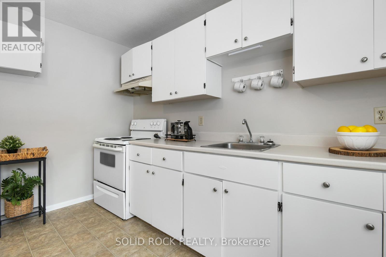 54 / 56 WILLIAM STREET W - 11