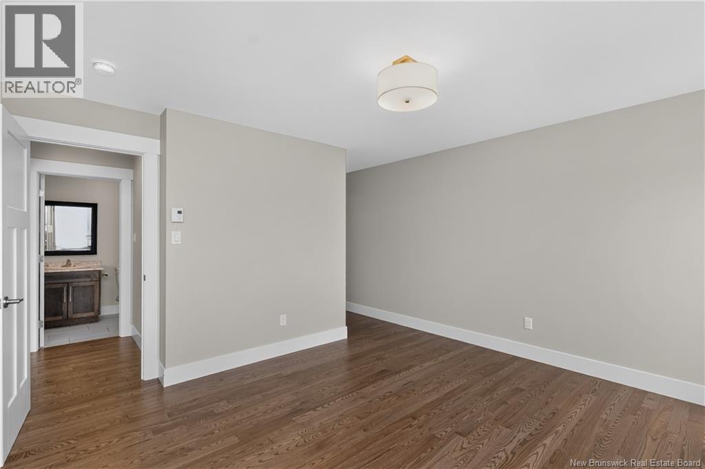 42 Auberry Street - 30