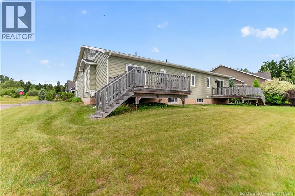42 Auberry Street - 44