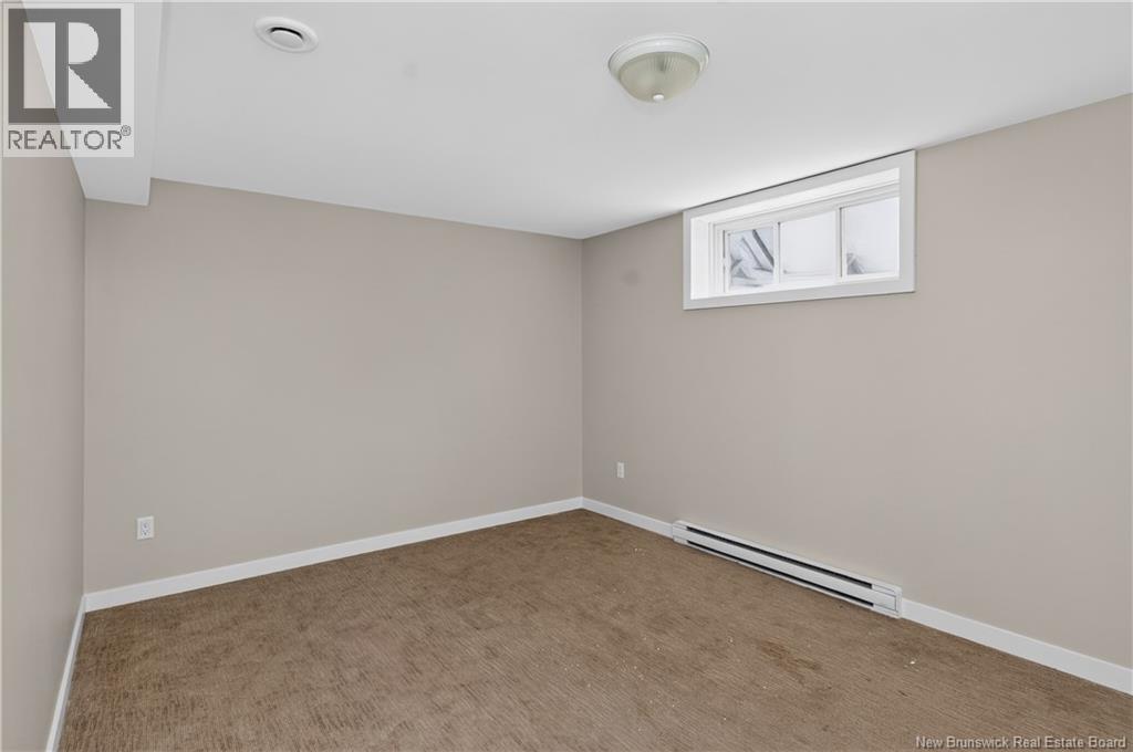 42 Auberry Street - 38