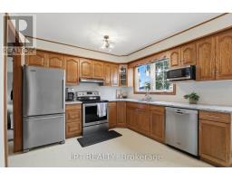 22095 Mc Dougall Line, West Elgin, ON N0L2C0 Photo 10