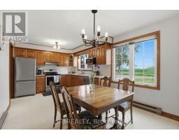 22095 Mc Dougall Line, West Elgin, ON N0L2C0 Photo 13