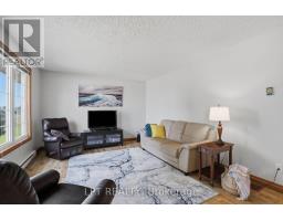22095 Mc Dougall Line, West Elgin, ON N0L2C0 Photo 17
