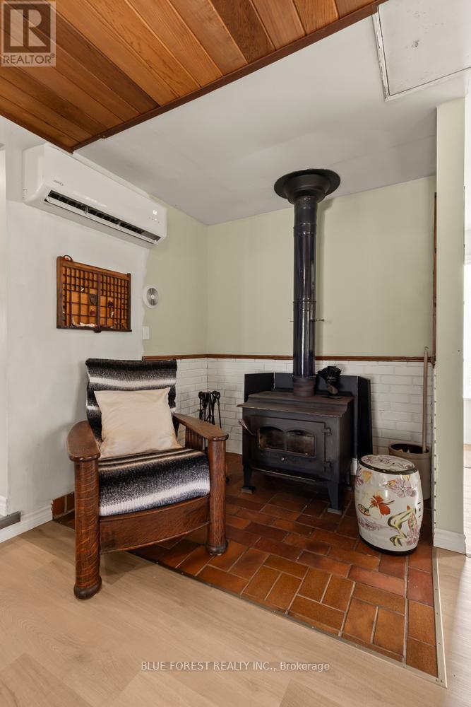 7365 FAIRVIEW DRIVE - Image 17