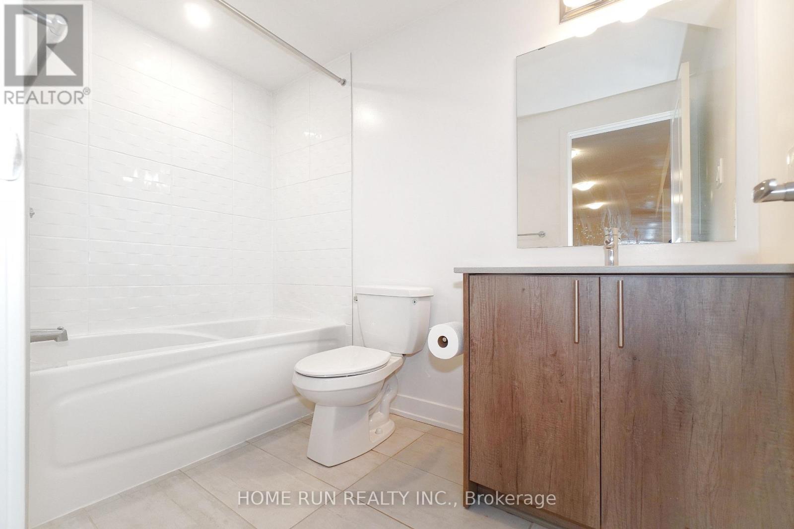 1051 HYDRANGEA AVENUE - Image 37