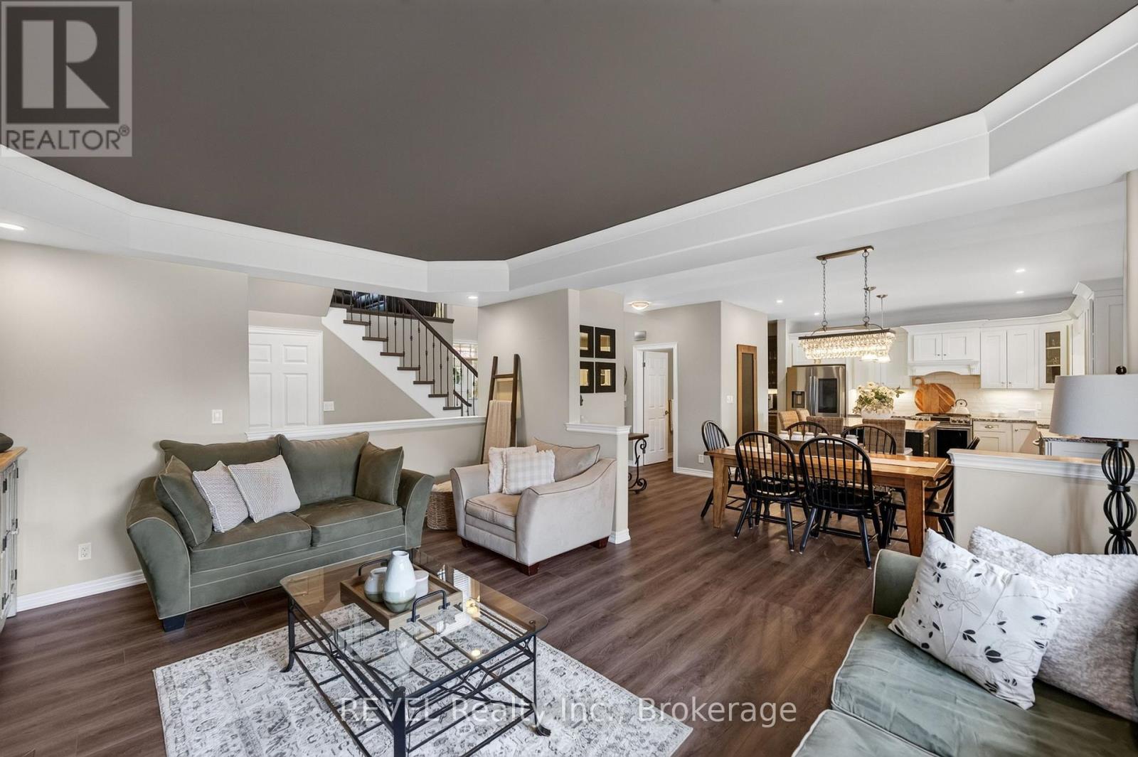 3 FOSH COURT - Image 17