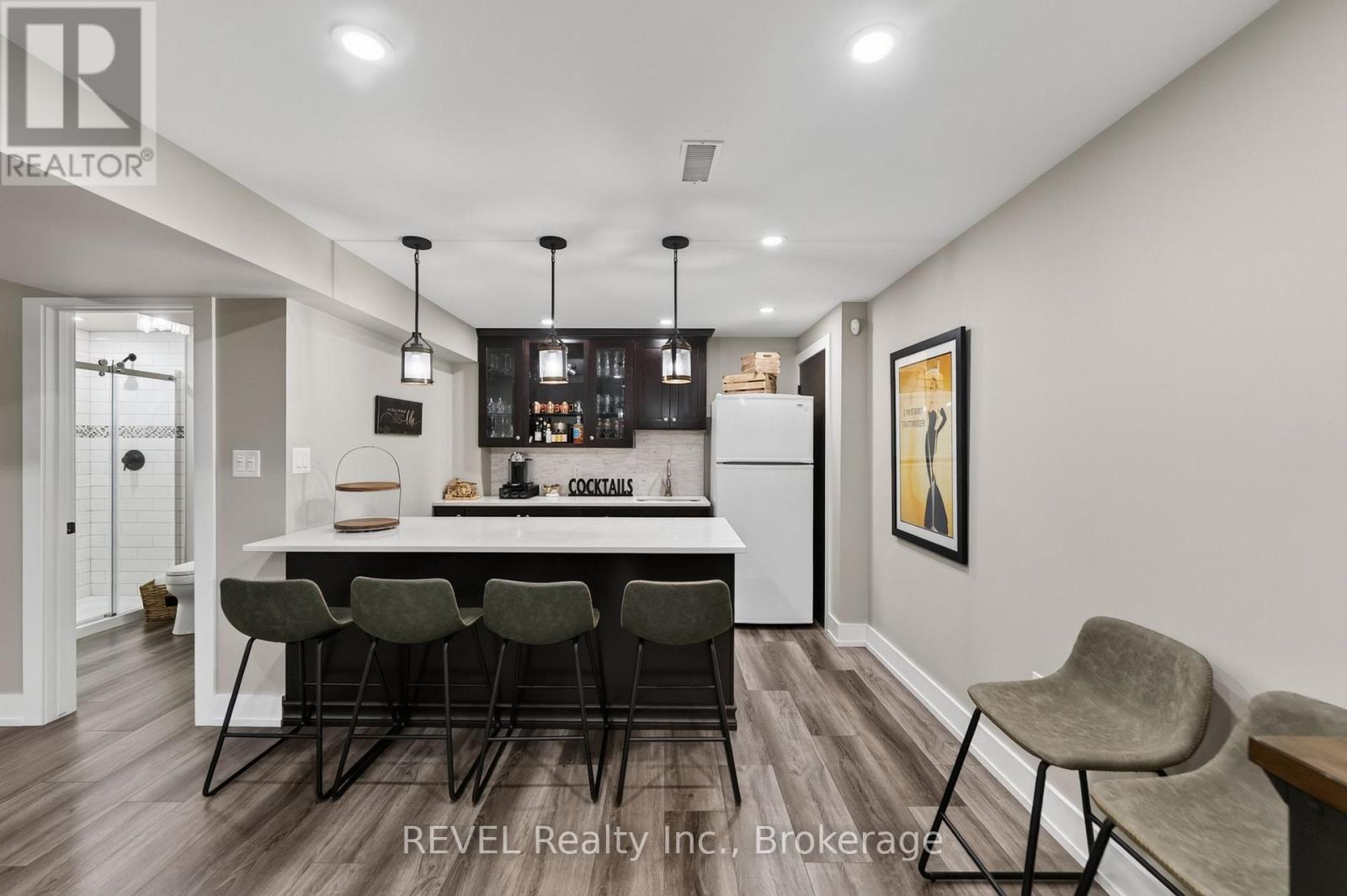 3 FOSH COURT - Image 36
