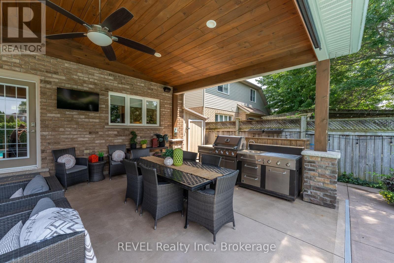 3 FOSH COURT - Image 48