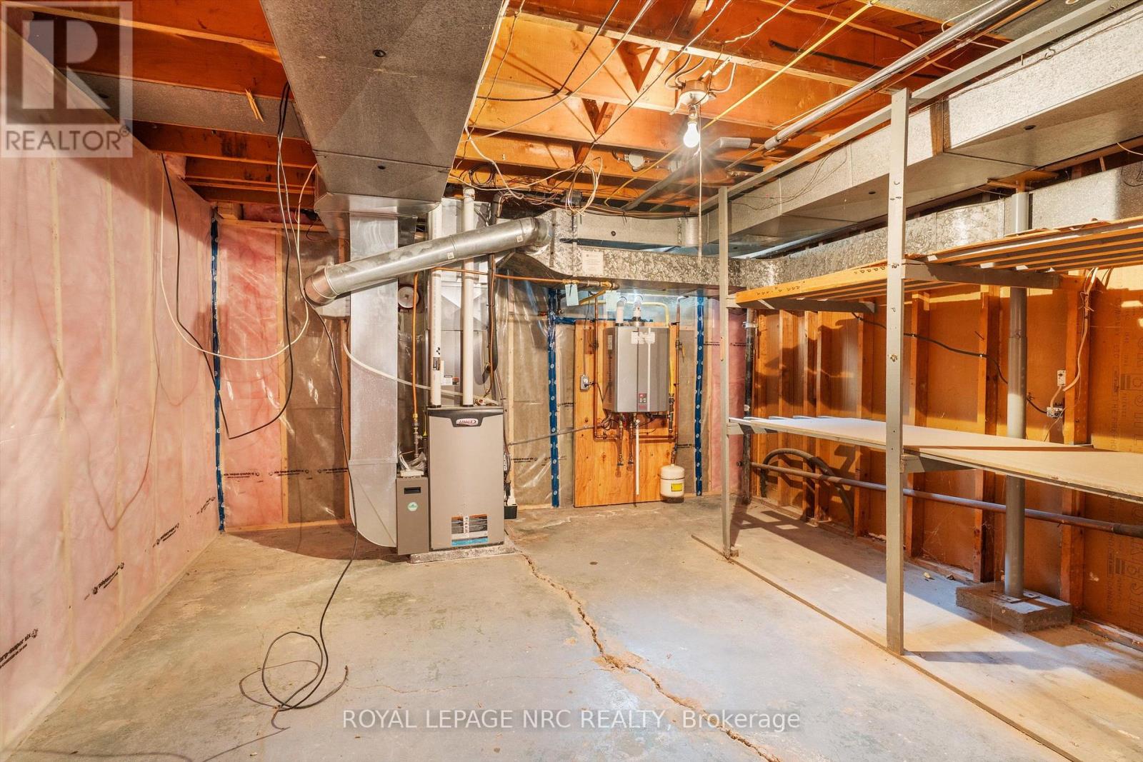 66 MASTERSON DRIVE - 23