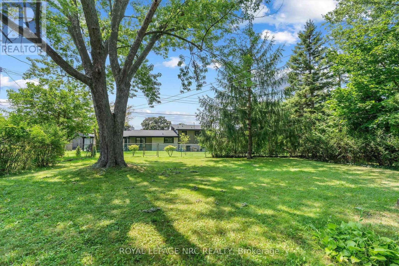 66 MASTERSON DRIVE - 27