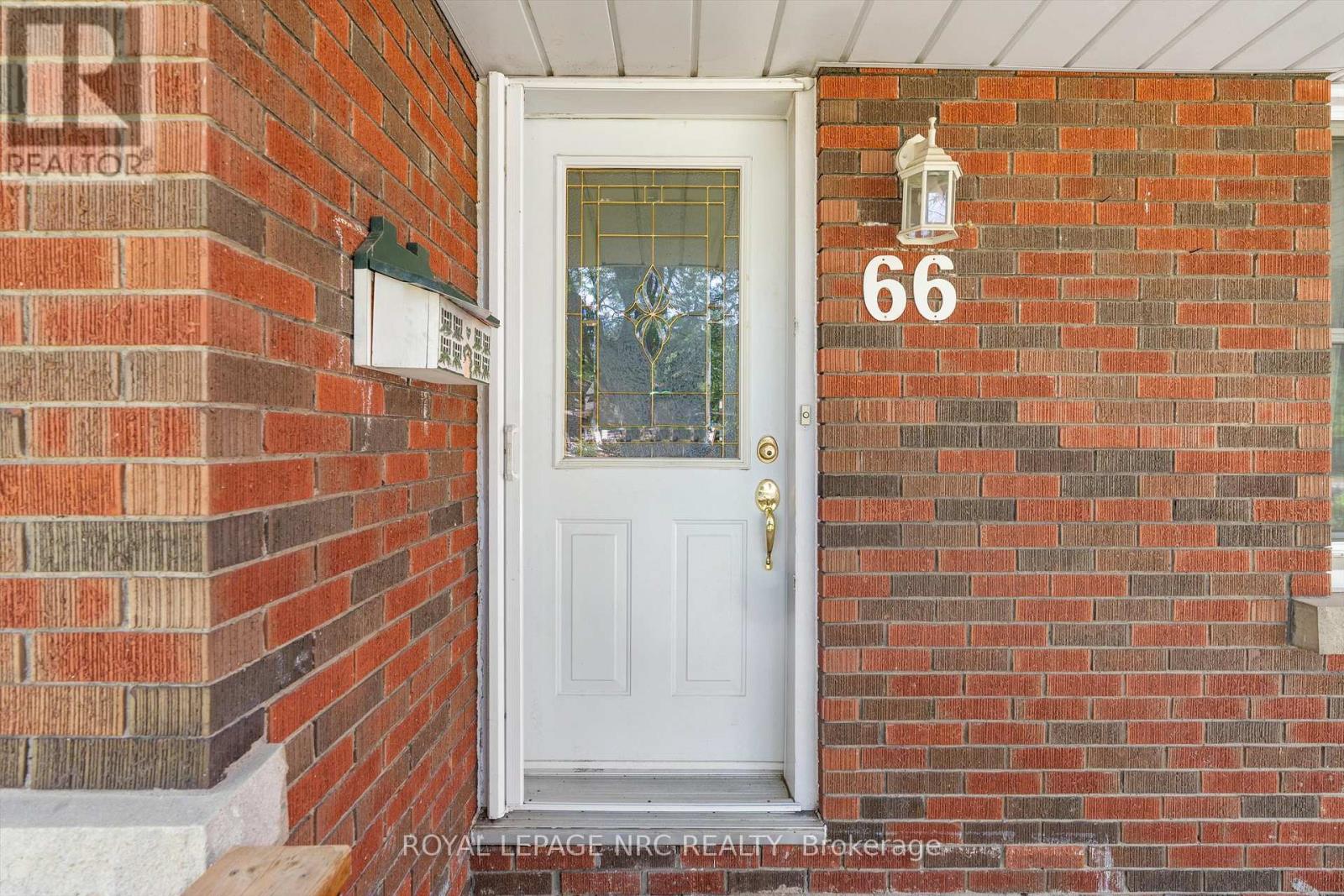 66 MASTERSON DRIVE - 39