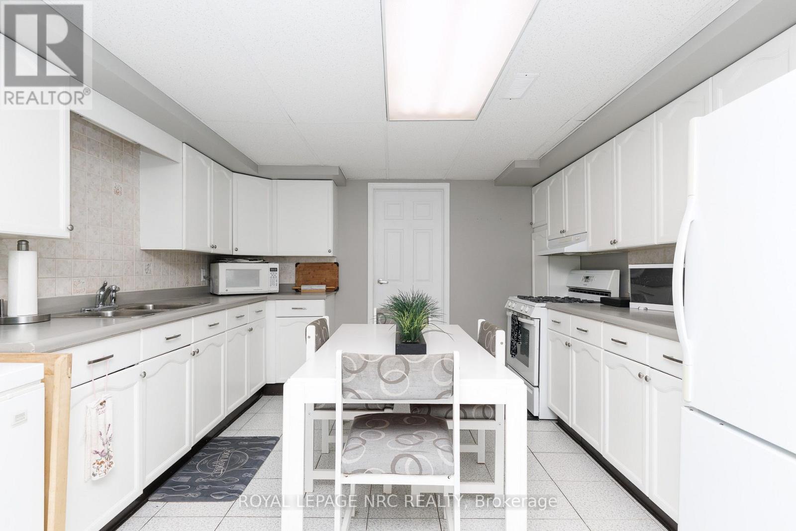 124 GLEN PARK DRIVE - 32