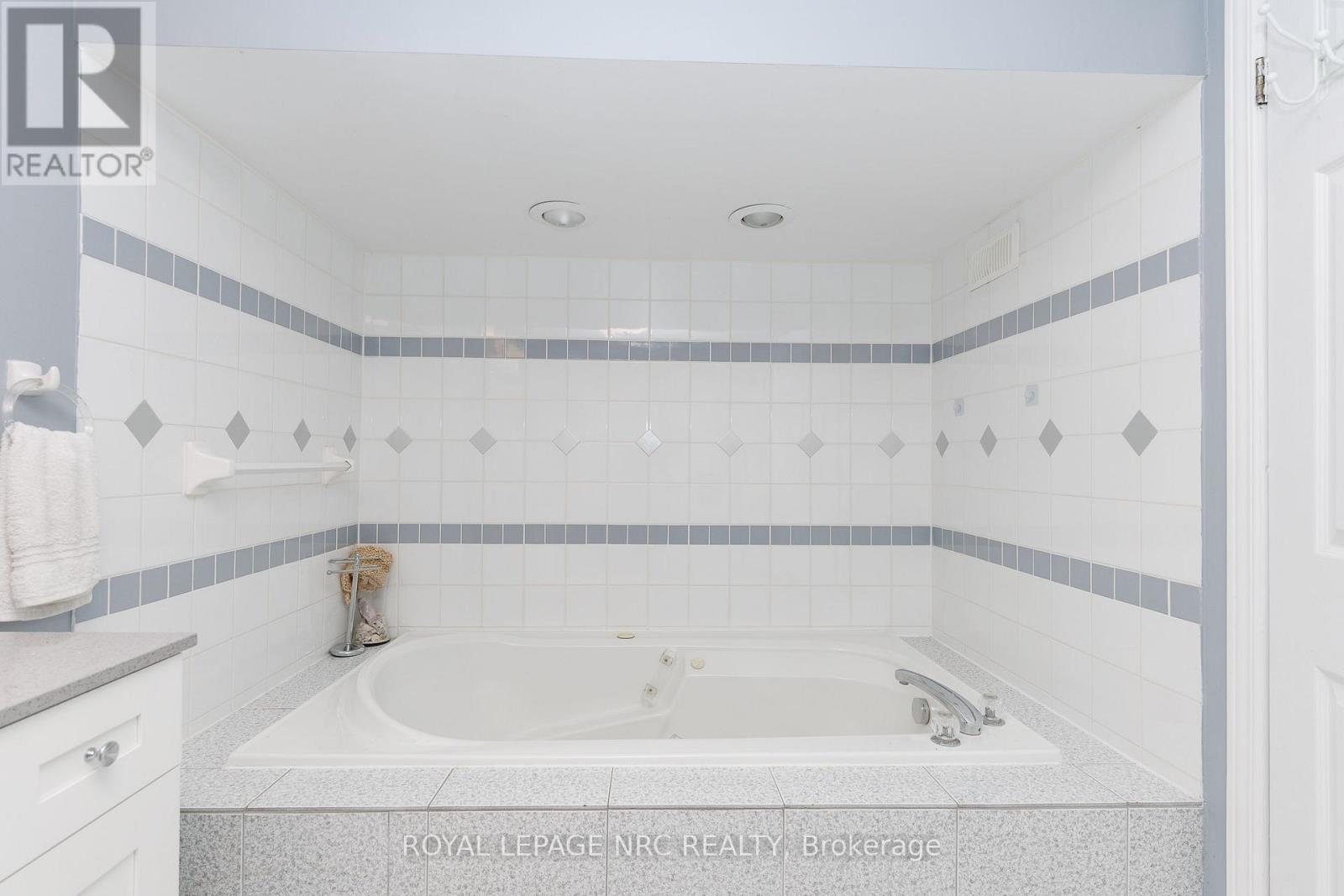 124 GLEN PARK DRIVE - 35