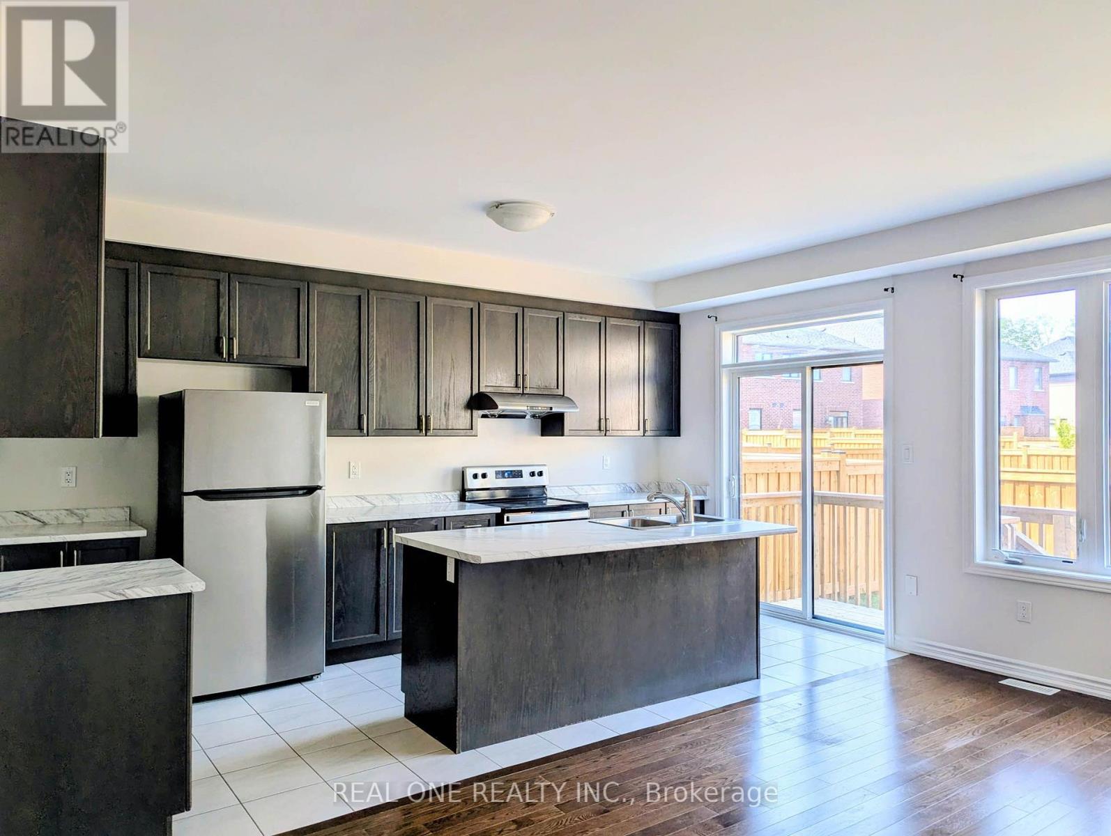 7 O'REILLY STREET - Image 3