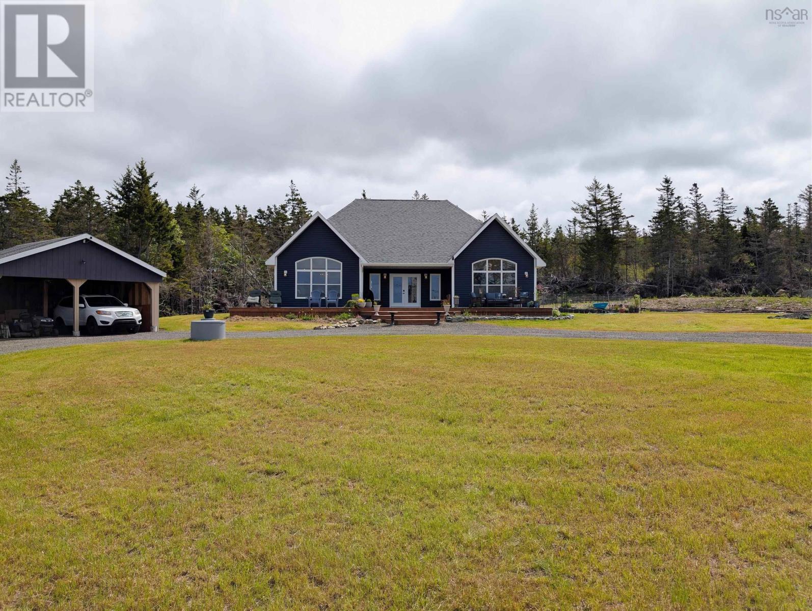 684 Riverside Road - 7