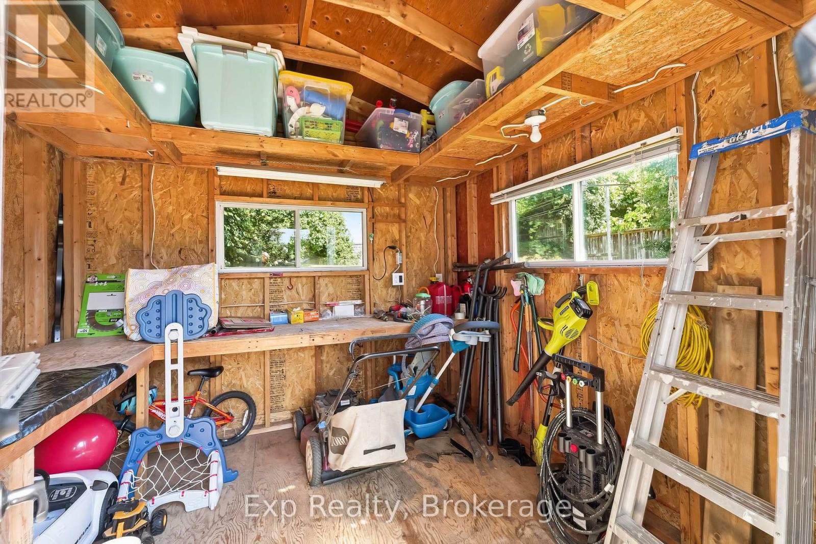 58A CROSSLEY DRIVE - Image 31