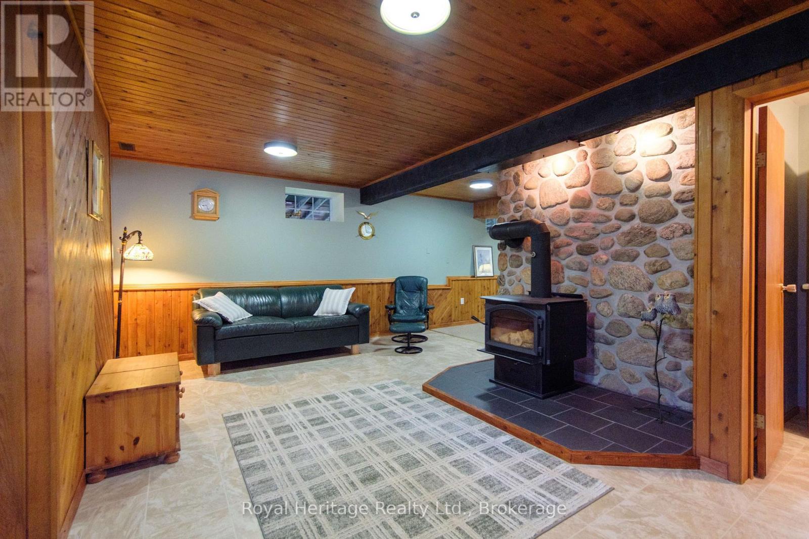 497 MOONEY ROAD - Image 28