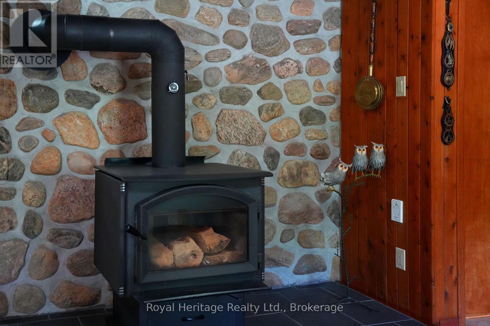 497 MOONEY ROAD - Image 30