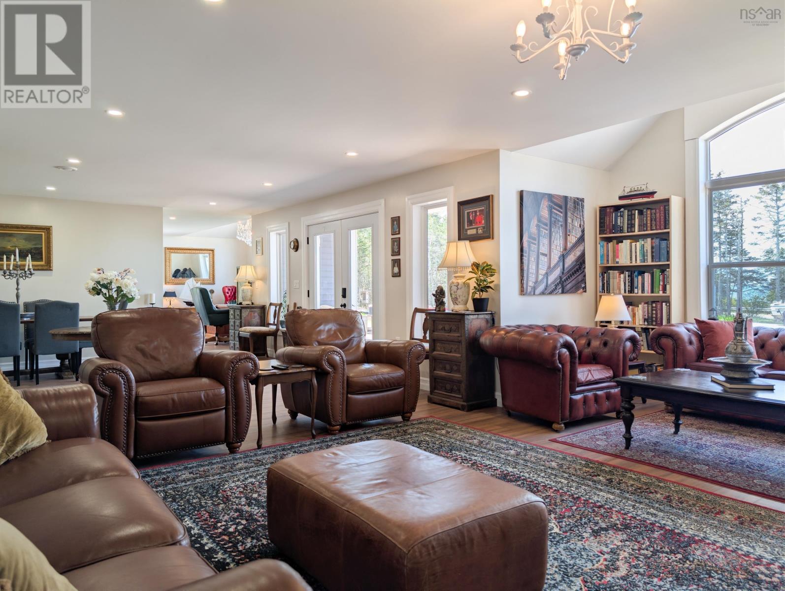 684 Riverside Road - 28