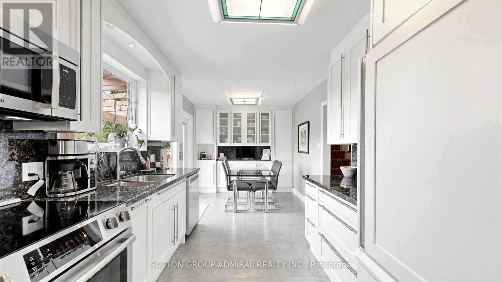 21 DONALBAIN CRESCENT - 23