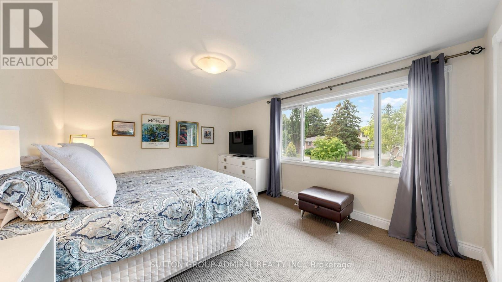 21 DONALBAIN CRESCENT - 28
