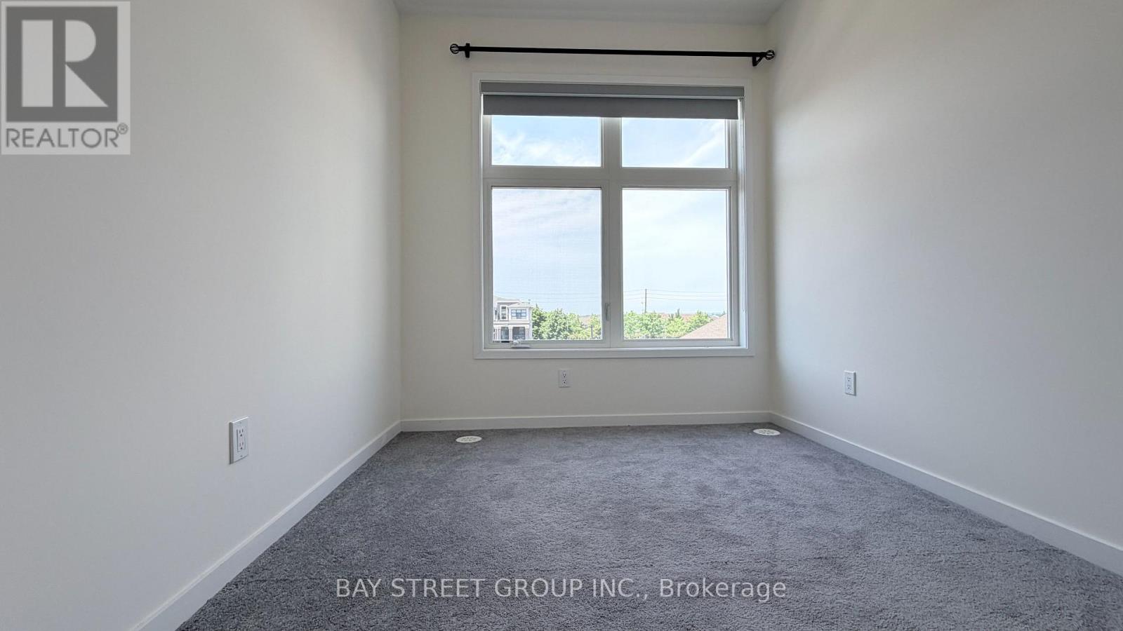54 PANTHEON LANE - 32
