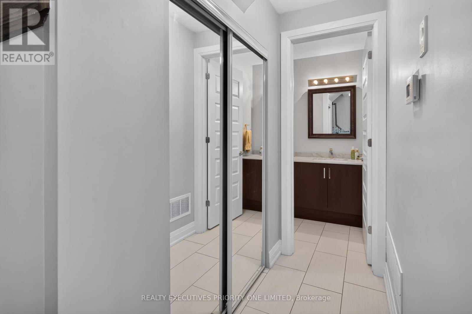 #59 8161 KIPLING AVENUE - 19