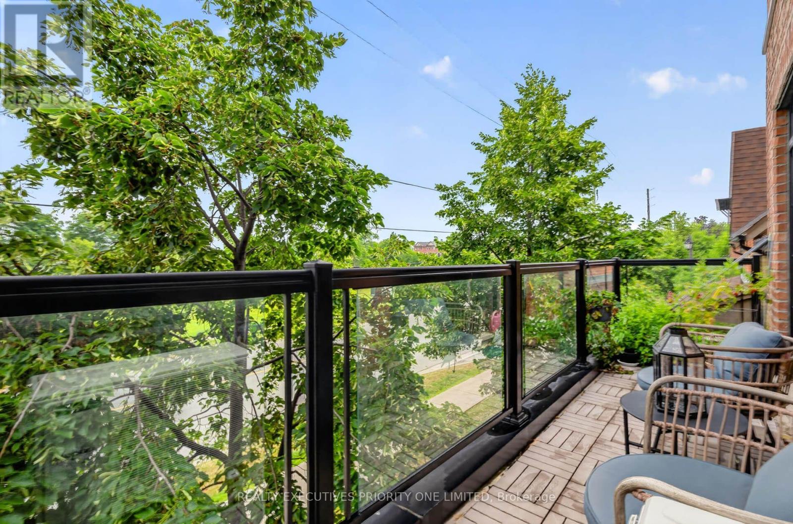 #59 8161 KIPLING AVENUE - 35