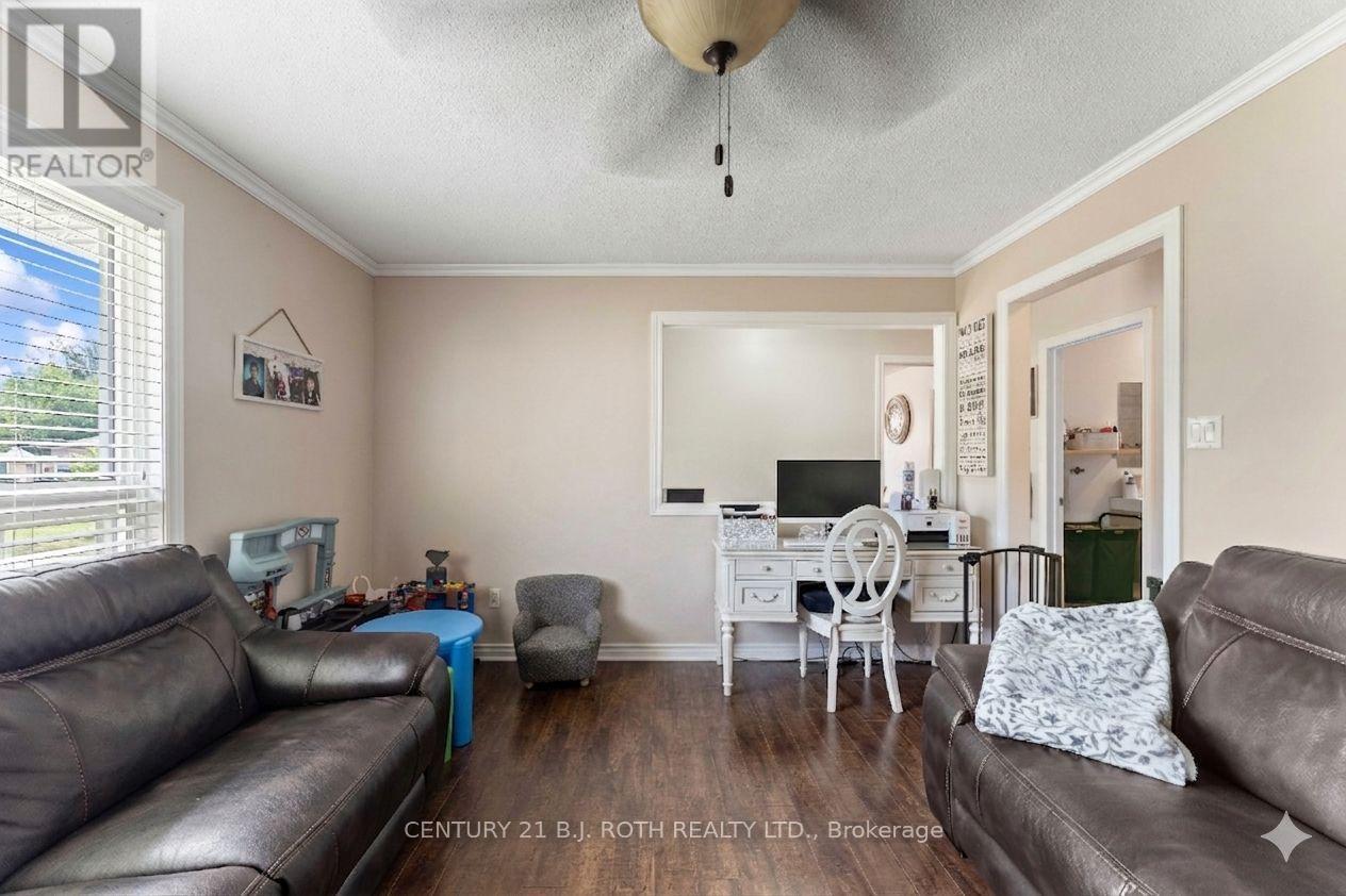 26 COULSON AVENUE - Image 14
